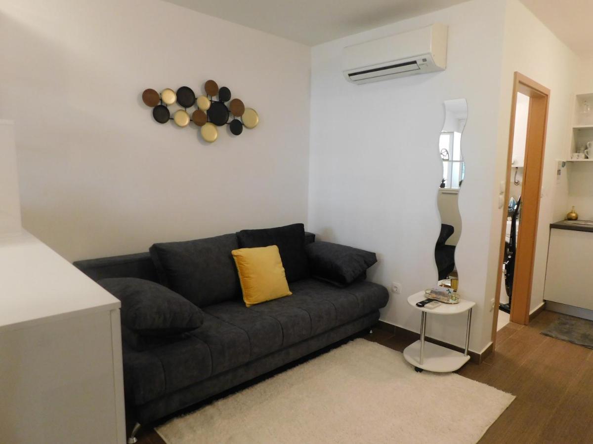 Modern Center Studio Under The Castle V Διαμέρισμα Λιουμπλιάνα Εξωτερικό φωτογραφία
